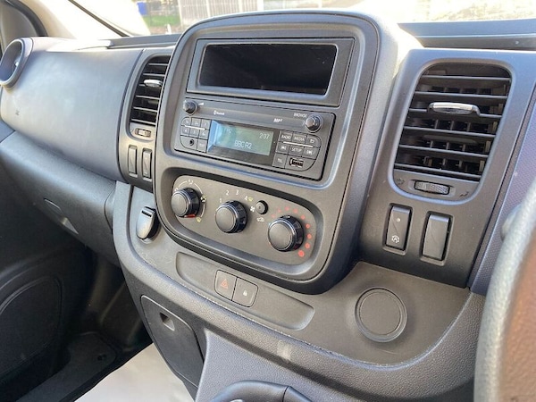 Used Vauxhall Vivaro 2018 for sale - 76206692: Photo 22