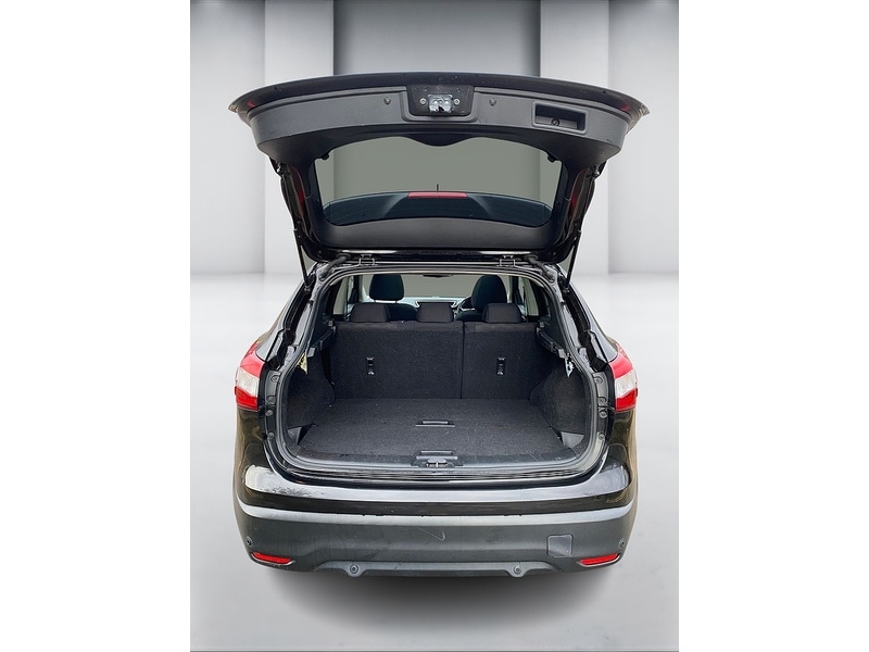 Used Nissan Qashqai 2015 for sale - 77324433: Photo 10