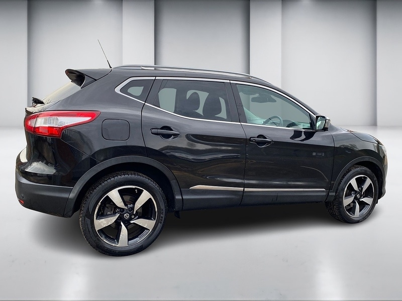 Used Nissan Qashqai 2015 for sale - 77324433: Photo 4