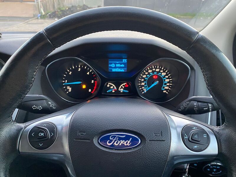 Used Ford Focus 2013 for sale - 76612641: Photo 16
