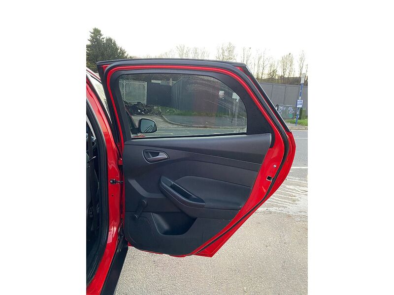 Used Ford Focus 2013 for sale - 76612641: Photo 32