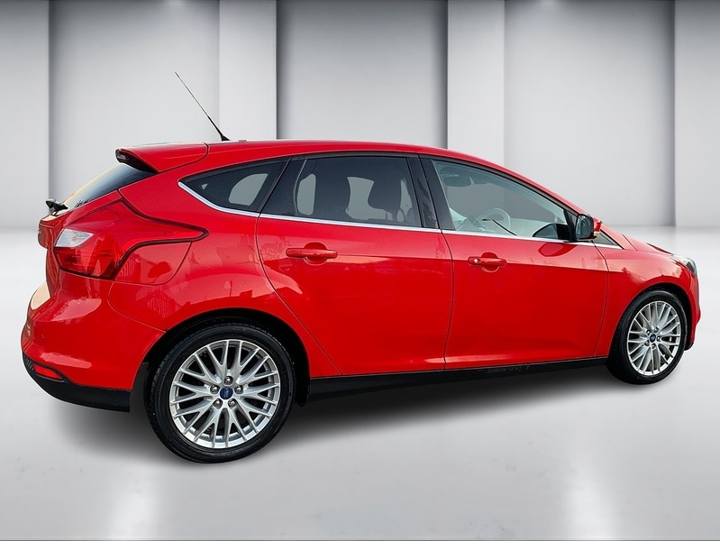 Used Ford Focus 2013 for sale - 76612641: Photo 4