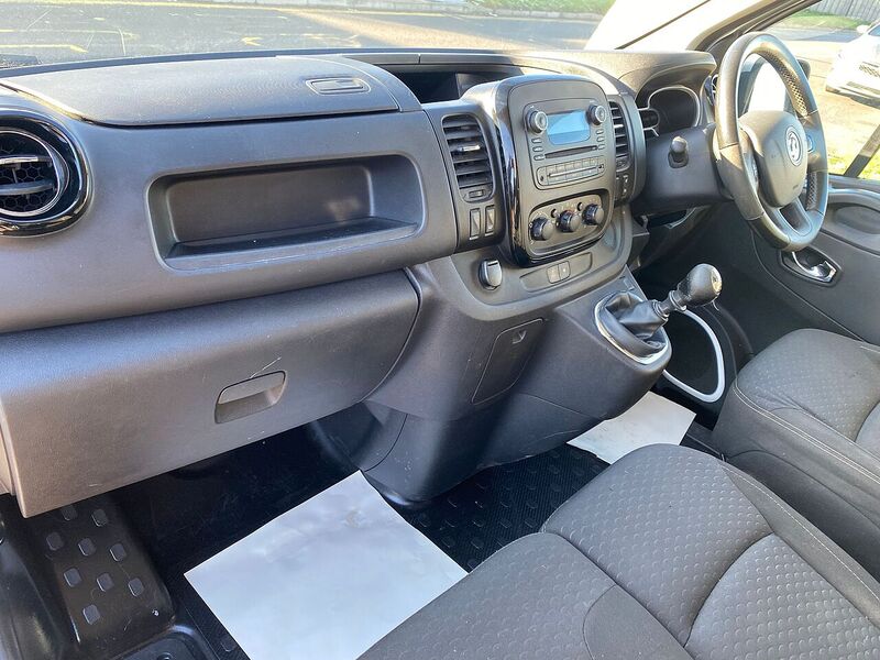 Used Vauxhall Vivaro 2016 for sale - 76682359: Photo 18