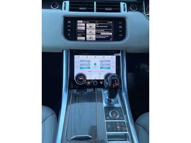 Used Land Rover Range Rover Sport 2014 for sale - 76798890: Photo 17