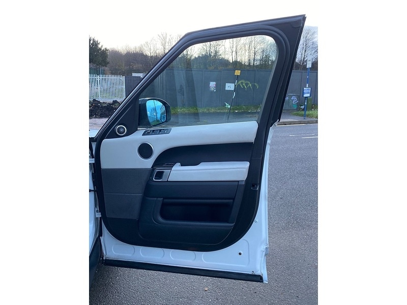 Used Land Rover Range Rover Sport 2014 for sale - 76798890: Photo 25