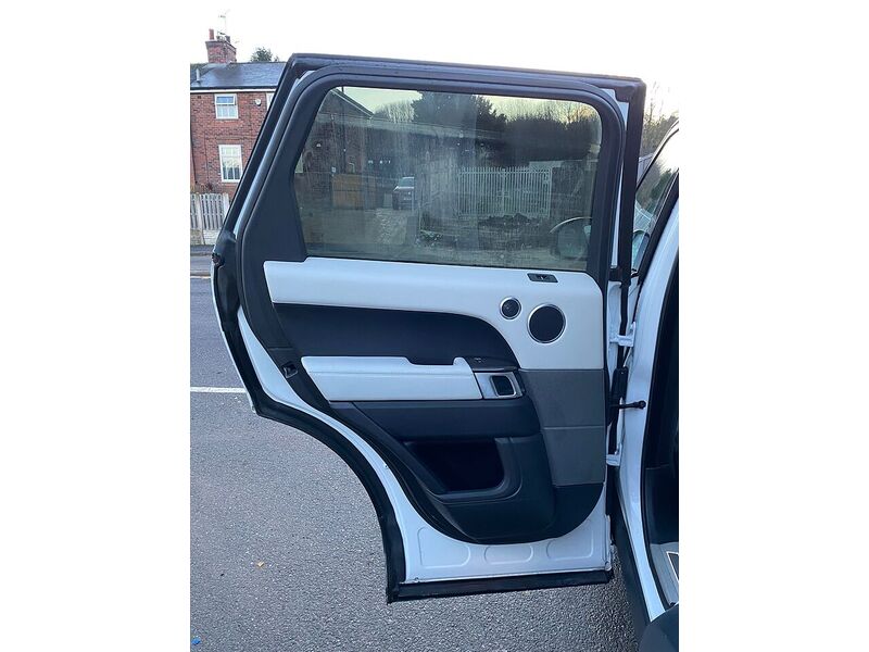 Used Land Rover Range Rover Sport 2014 for sale - 76798890: Photo 28