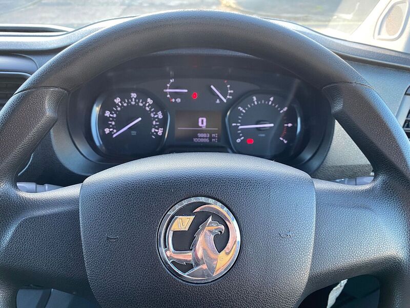 Used Vauxhall Vivaro 2019 for sale - 77303152: Photo 18