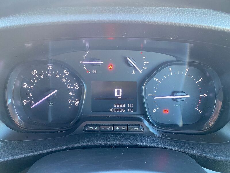 Used Vauxhall Vivaro 2019 for sale - 77303152: Photo 19