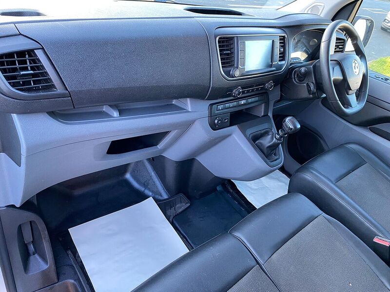 Used Vauxhall Vivaro 2019 for sale - 77303152: Photo 21