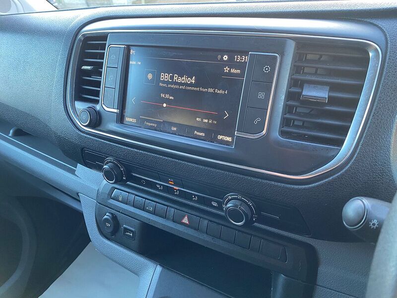 Used Vauxhall Vivaro 2019 for sale - 77303152: Photo 22