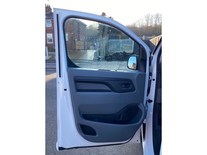 Used Vauxhall Vivaro 2019 for sale - 77303152: Photo 23