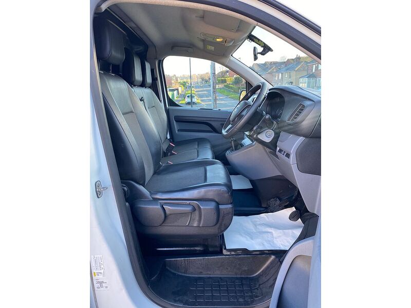 Used Vauxhall Vivaro 2019 for sale - 77303152: Photo 26