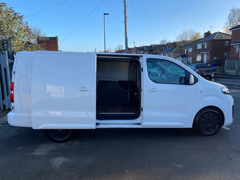 Used Vauxhall Vivaro 2019 for sale - 77303152: Photo 9