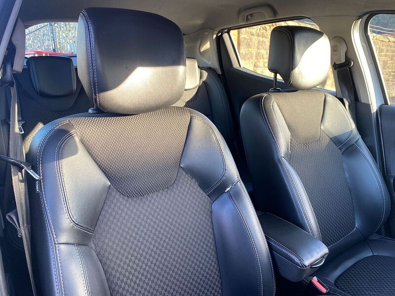 Used Renault Clio 2017 for sale - 77003333: Photo 13