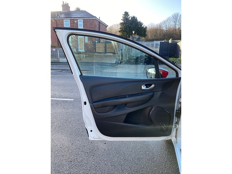 Used Renault Clio 2017 for sale - 77003333: Photo 23