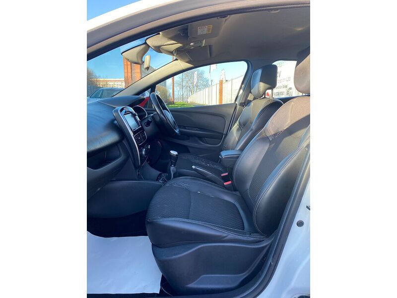 Used Renault Clio 2017 for sale - 77003333: Photo 25