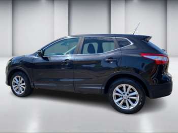 Used Nissan Qashqai 2014 for sale - 74270190: Photo
