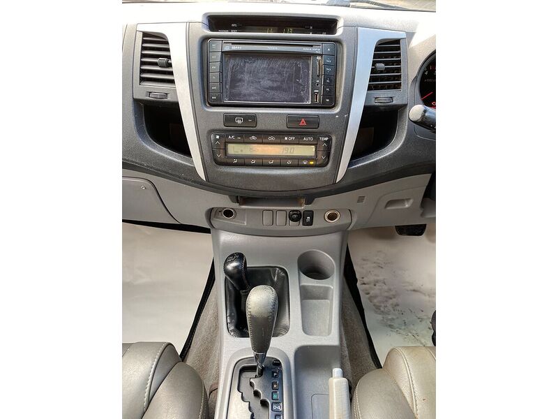 Used Toyota Hilux 2011 for sale - 76547369: Photo 13