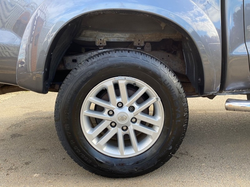 Used Toyota Hilux 2011 for sale - 76547369: Photo 15