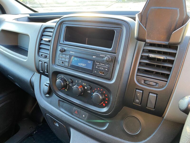 Used Renault Trafic 2017 for sale - 76798888: Photo 21