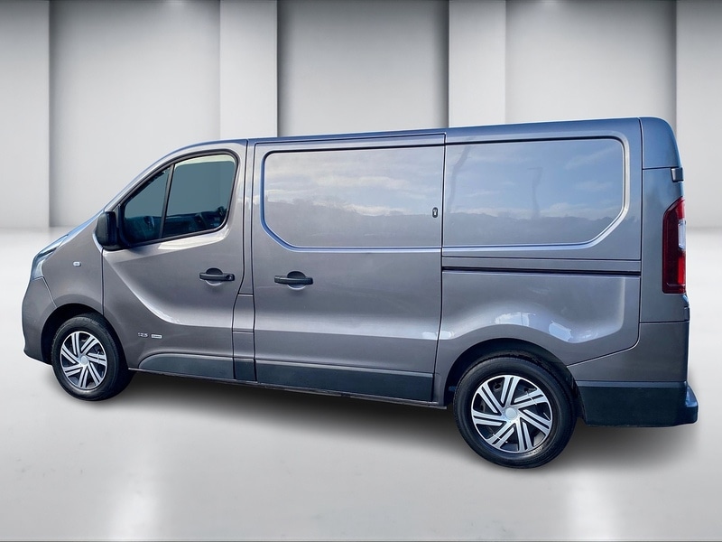 Used Renault Trafic 2017 for sale - 76798888: Photo 4