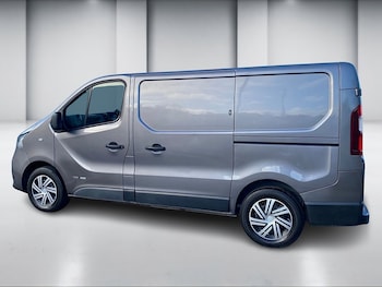 Used Renault Trafic 2017 for sale - 76798888: Photo