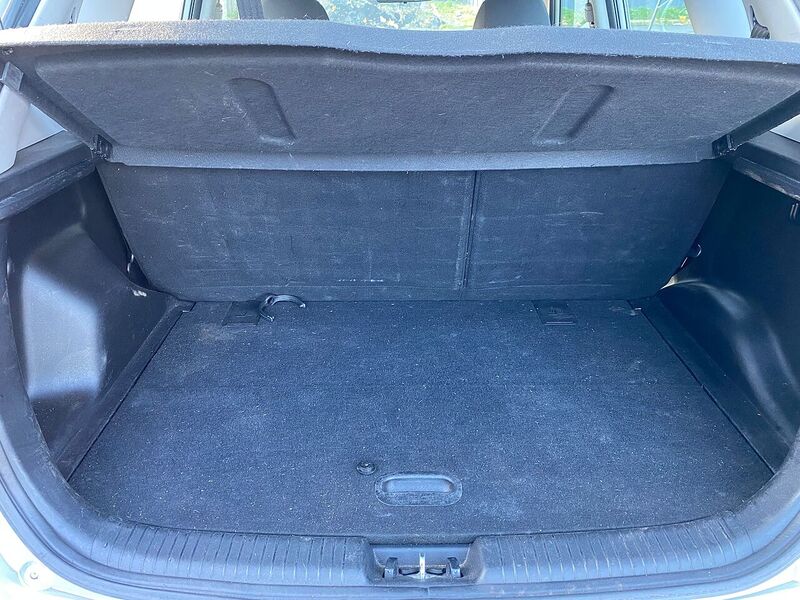 Used Kia Venga 2010 for sale - 76413318: Photo 12