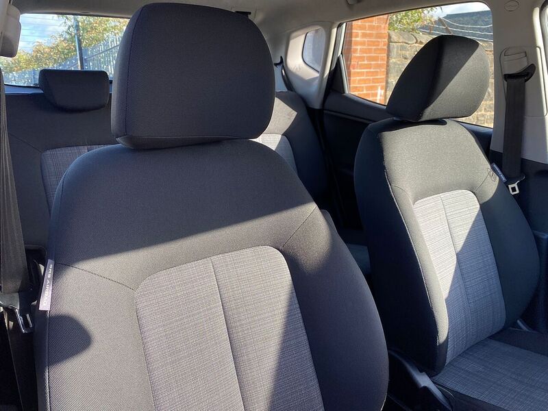 Used Kia Venga 2010 for sale - 76413318: Photo 13