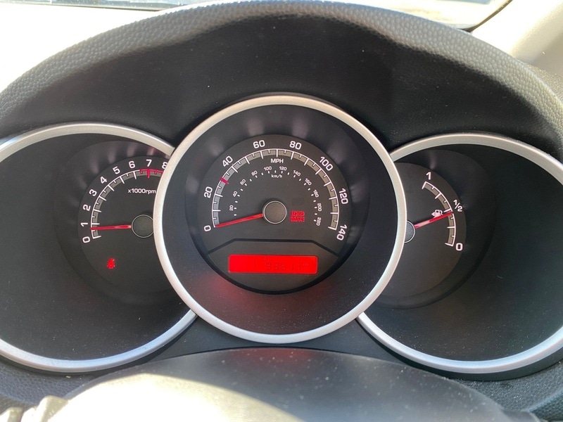 Used Kia Venga 2010 for sale - 76413318: Photo 17