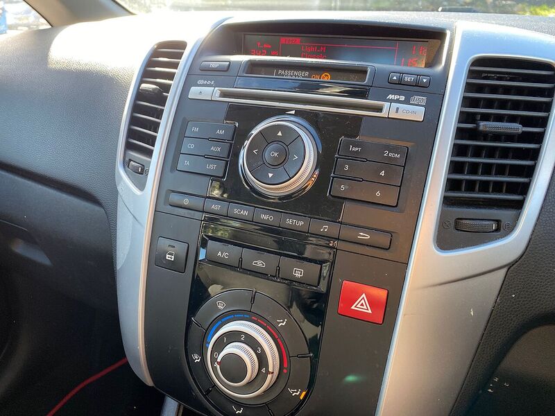 Used Kia Venga 2010 for sale - 76413318: Photo 20