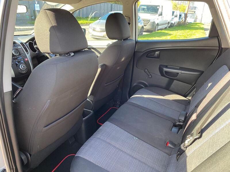 Used Kia Venga 2010 for sale - 76413318: Photo 22