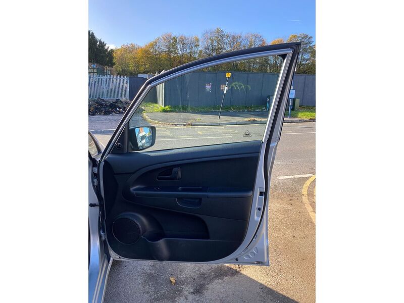 Used Kia Venga 2010 for sale - 76413318: Photo 26