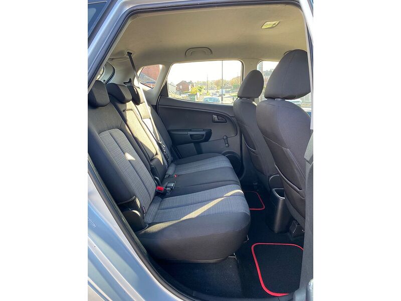 Used Kia Venga 2010 for sale - 76413318: Photo 31