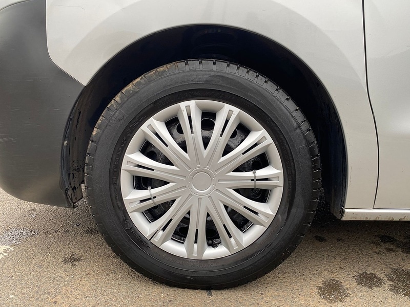 Used Peugeot Expert 2019 for sale - 76454845: Photo 29