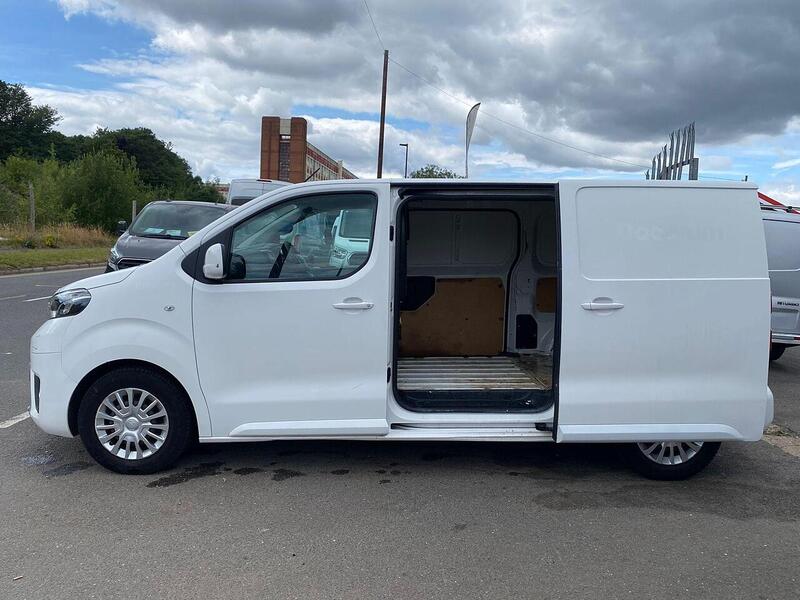 Used Toyota ProAce 2017 for sale - 76542881: Photo 9