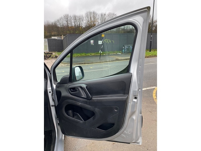 Used Citroen Berlingo 2012 for sale - 76982577: Photo 21