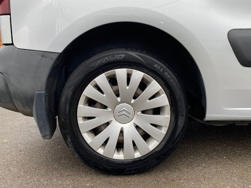 Used Citroen Berlingo 2012 for sale - 76982577: Photo 28