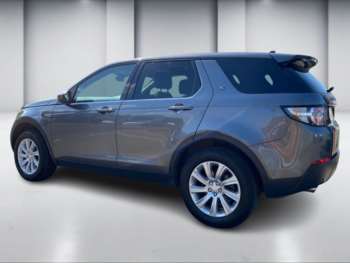 Used Land Rover Discovery Sport 2016 for sale - 74631843: Photo
