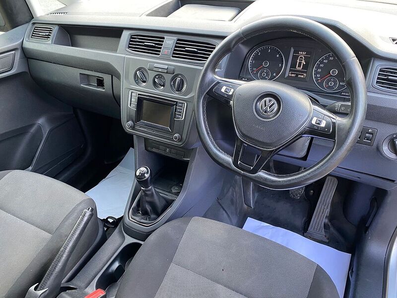 Used Volkswagen Caddy Maxi 2017 for sale - 77172717: Photo 17