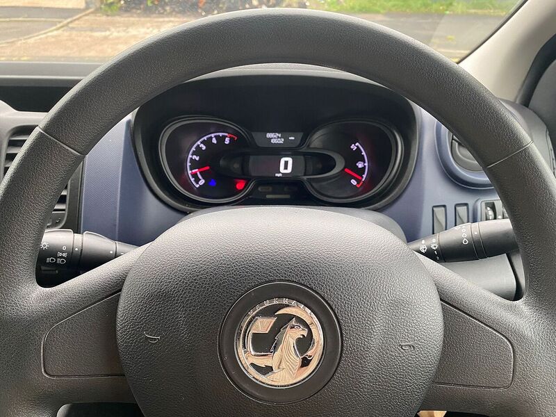 Used Vauxhall Vivaro 2017 for sale - 76808344: Photo 18