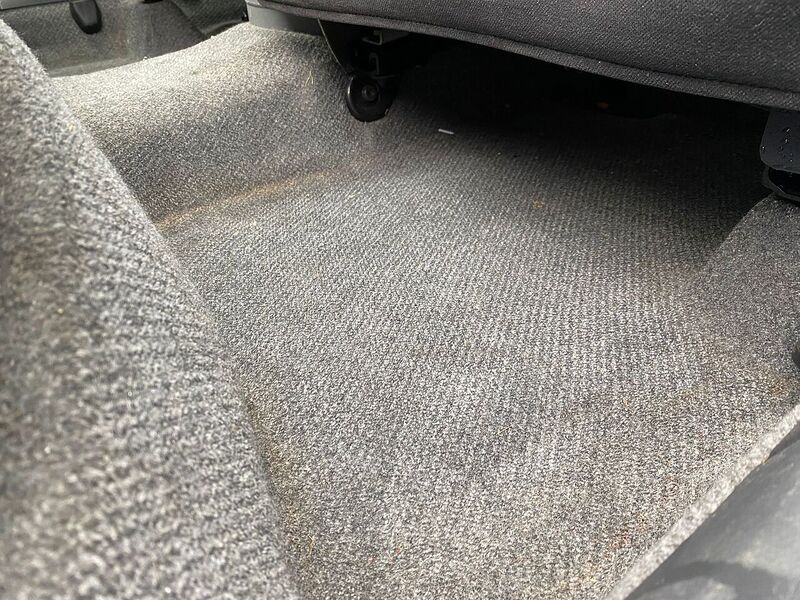 Used Toyota Yaris 2002 for sale - 76707327: Photo 35