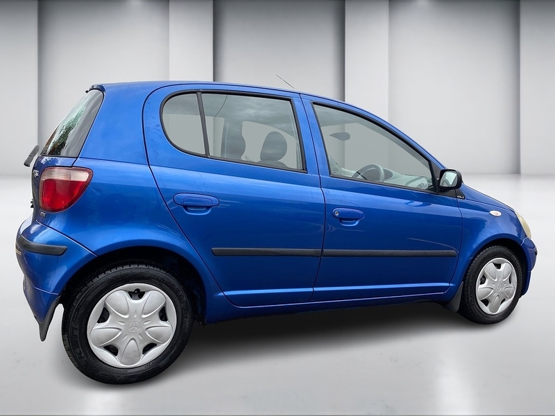 Used Toyota Yaris 2002 for sale - 76707327: Photo 5