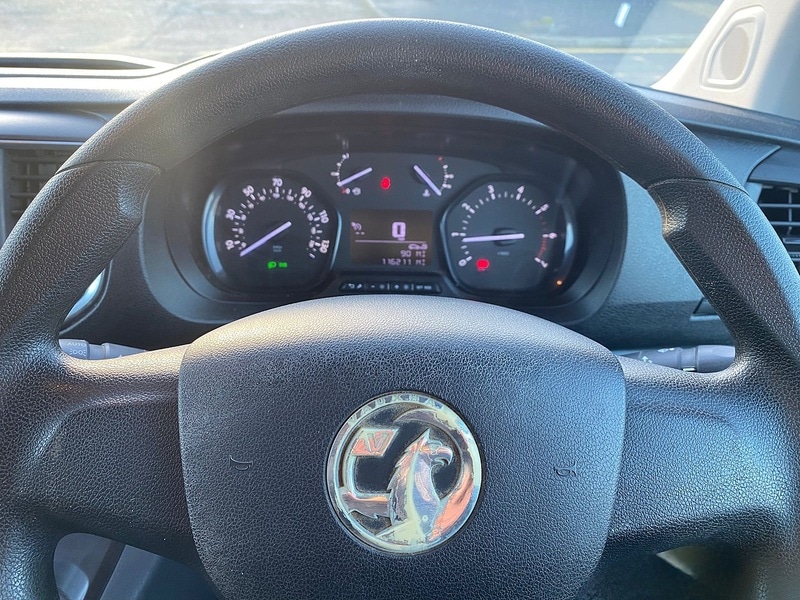 Used Vauxhall Vivaro 2019 for sale - 77007776: Photo 18