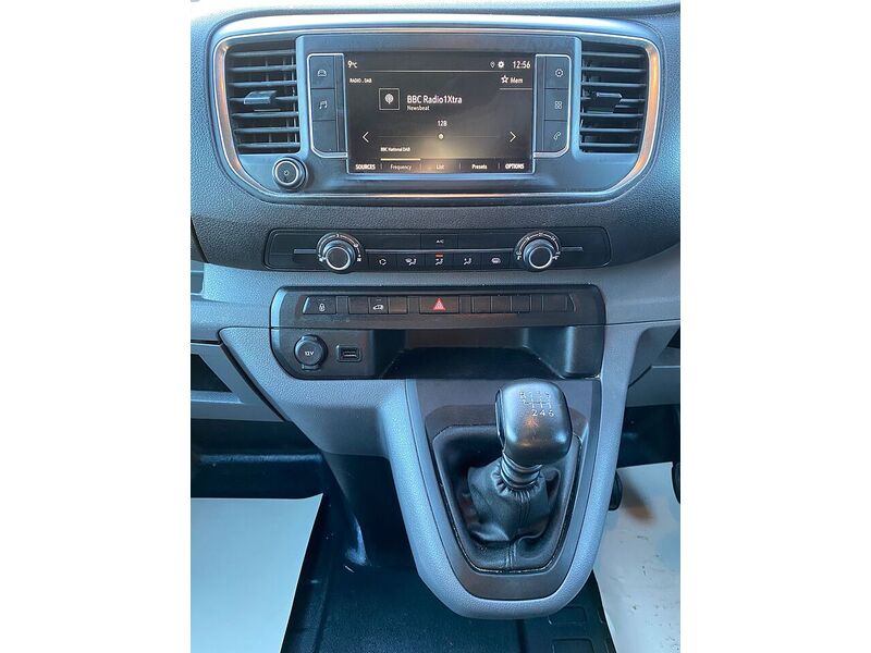 Used Vauxhall Vivaro 2019 for sale - 77007776: Photo 20