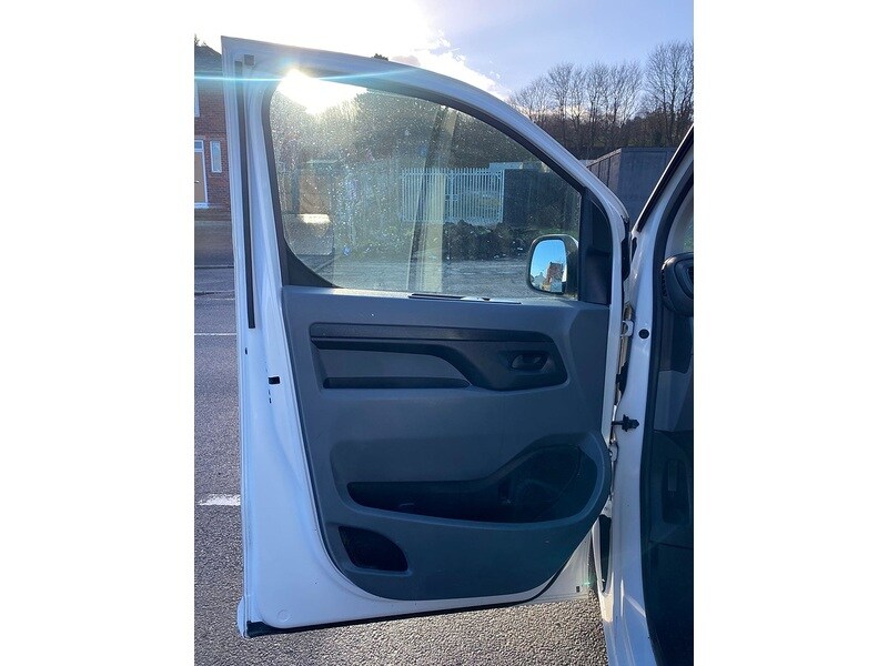 Used Vauxhall Vivaro 2019 for sale - 77007776: Photo 23