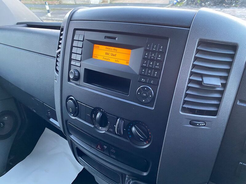 Used Mercedes-Benz Sprinter 2015 for sale - 76982579: Photo 20