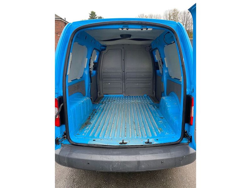 Used Volkswagen Caddy Maxi 2010 for sale - 76707324: Photo 13