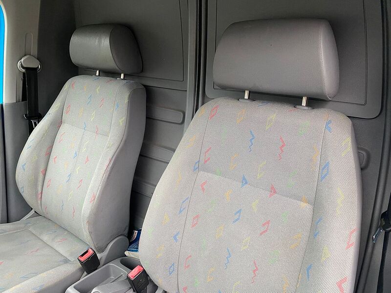 Used Volkswagen Caddy Maxi 2010 for sale - 76707324: Photo 16