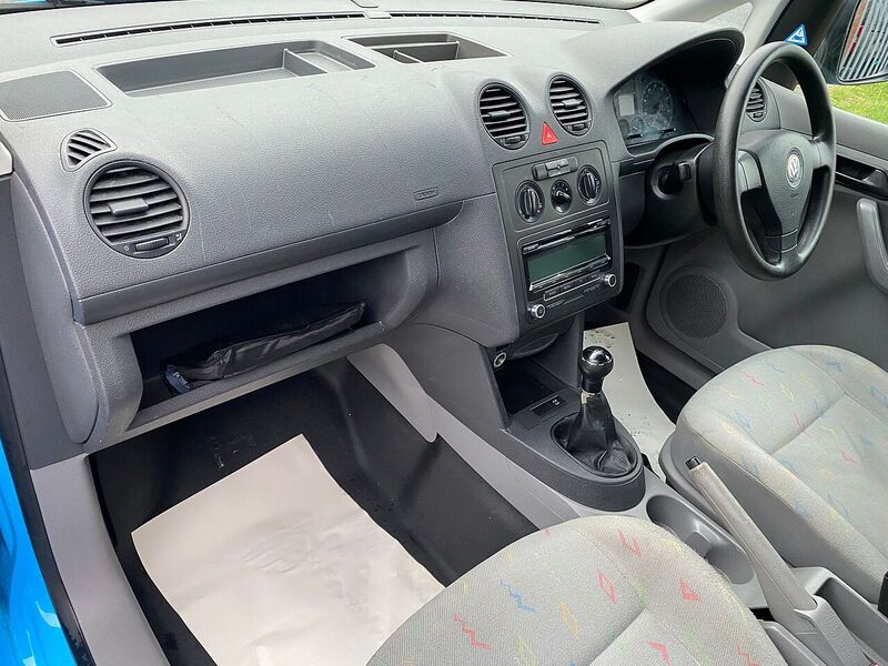 Used Volkswagen Caddy Maxi 2010 for sale - 76707324: Photo 21