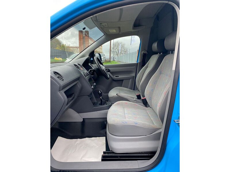 Used Volkswagen Caddy Maxi 2010 for sale - 76707324: Photo 25